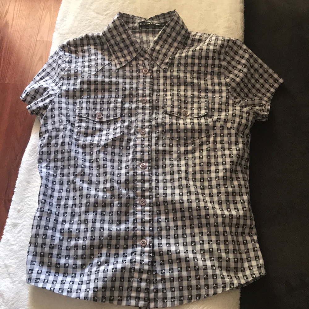Button down collard top